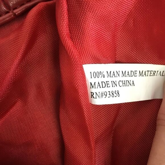 Red Purse Shoulder Bag Ruched Detail EUC no brand - Picture 6 of 6